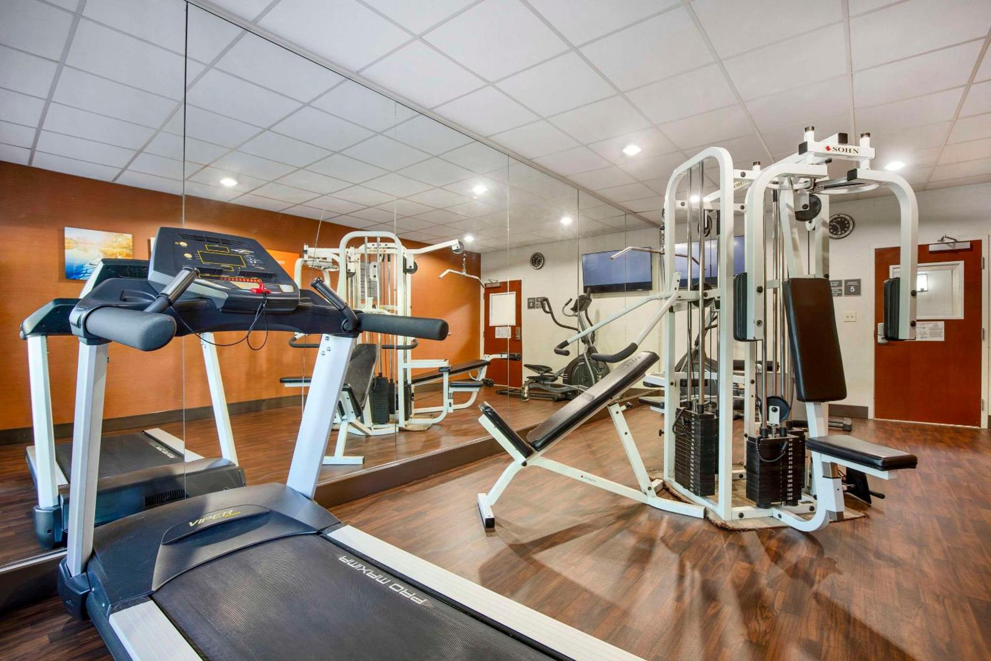 Comfort Suites Columbia Northeast - Fort Jackson Exteriör bild
