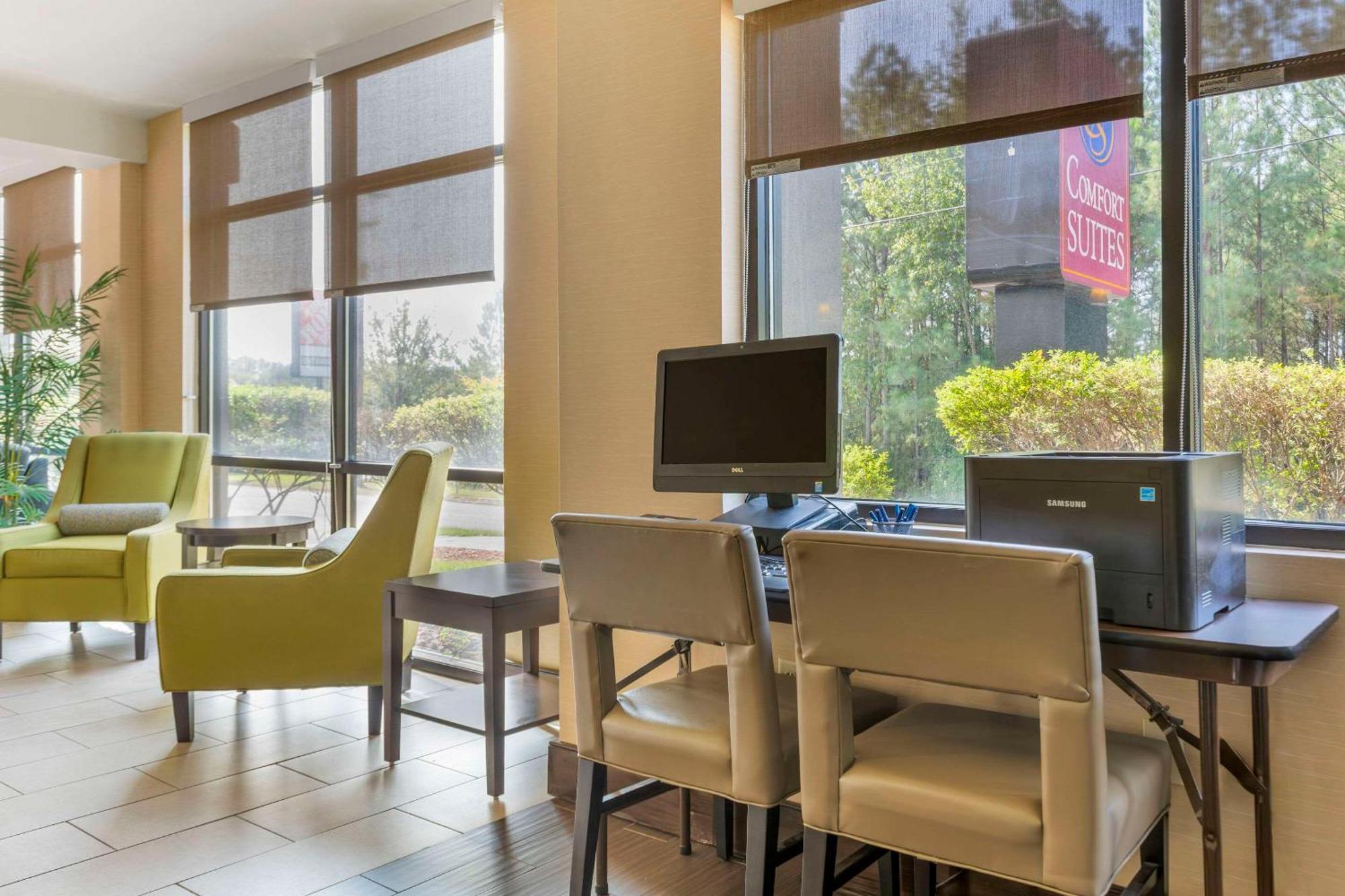Comfort Suites Columbia Northeast - Fort Jackson Exteriör bild
